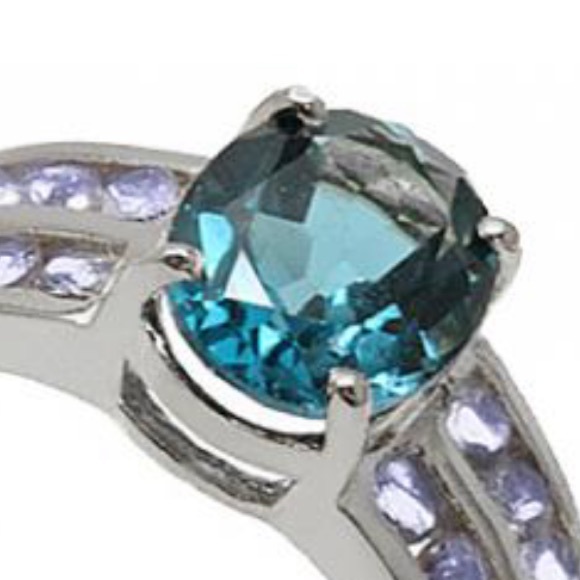 2.80CTW LondonBlue Topaz•0.64CTW 16 Tanzanites•14K WhiteGold/SterlingSilver Ring - Picture 2 of 5